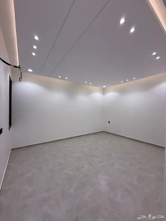 للبيع شقق علويه طريق ابها الخميس حي الضيافه بسعر 550 الف 22