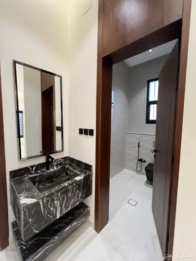 للبيع ارواف ارضيه وارواف علويه بالمحالة ابها دره المحاله 41