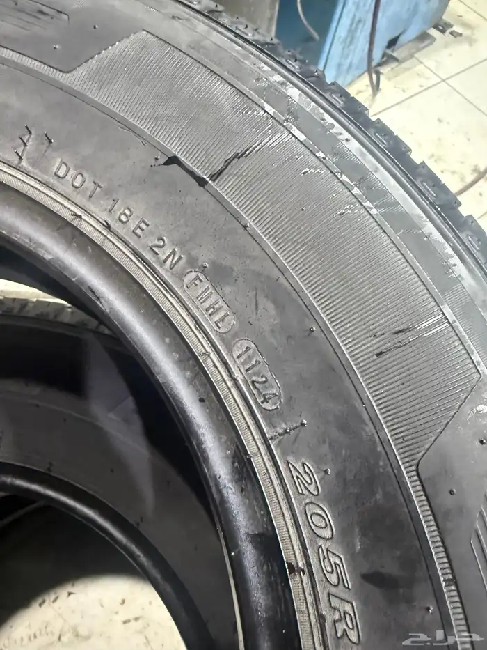 205 R 16 كفرات نكسن كورية نضيفة جدا . مشروطة 3