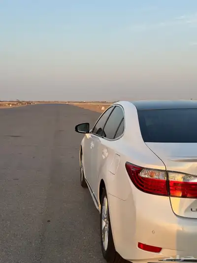 لكزس 2015 350ES بدي وكاااله 4