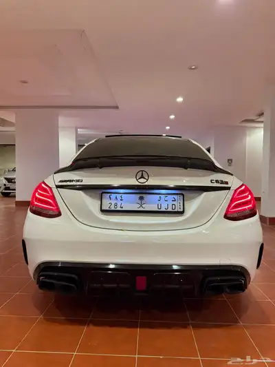 مرسيدس C300 2015 نظيف للمستخدم كت 63 amg مقاعد ريكارو سيت 1