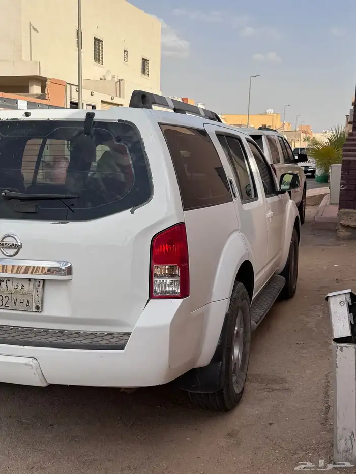 للبيع بافندر 2010 1