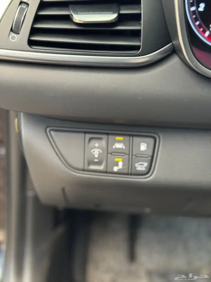 جنسس G70 2020 (بحاله ممتازه) 6