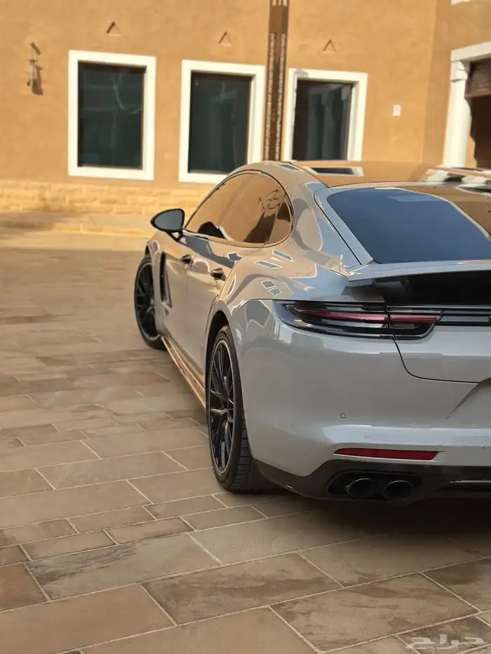 بورش باناميرا GTS 2019 5