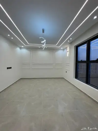 للبيع شقق علويه بسعر 530 الف بسطح خاص ومصعد شغال حى الضيافه 5