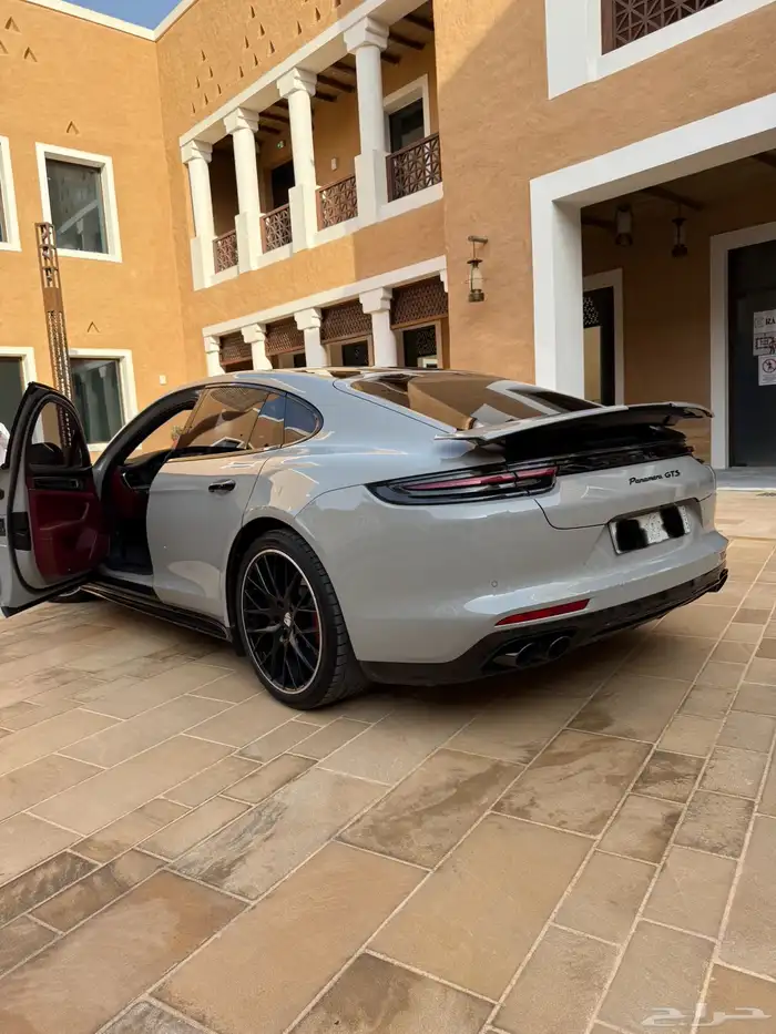 بورش باناميرا GTS 2019 8