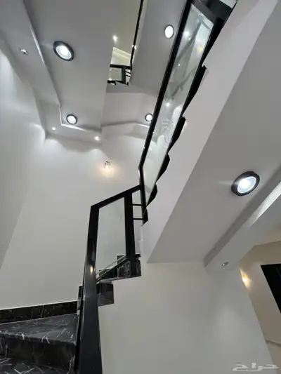 للبيع ارواف ارضيه وارواف علويه بالمحالة ابها دره المحاله 23