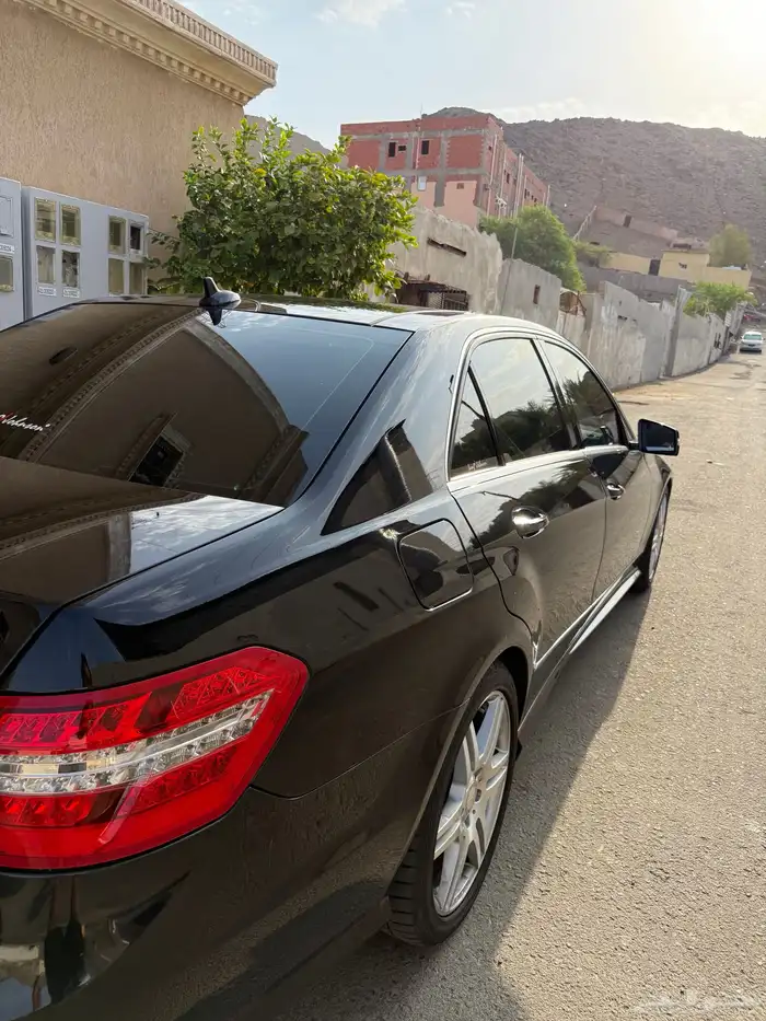 مرسيدس E300 AMG 3