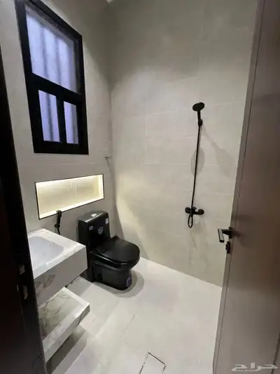 للبيع ارواف ارضيه وارواف علويه بالمحالة ابها دره المحاله 26