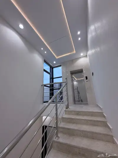 للبيع شقق علويه طريق ابها الخميس حي الضيافه بسعر 550 الف 1