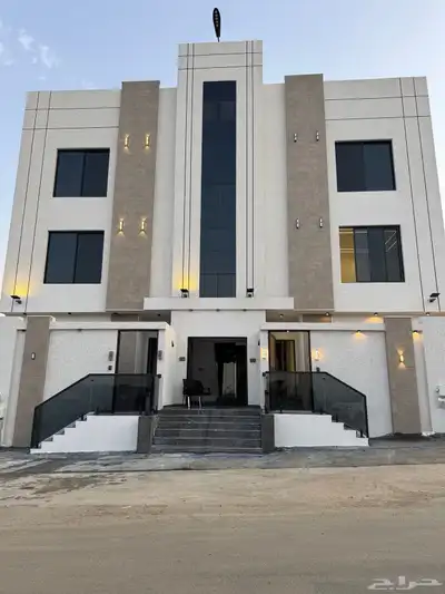 للبيع بأبها شقق تمليك علوي مع سطح خاص ومصعد جاهز شغال 0