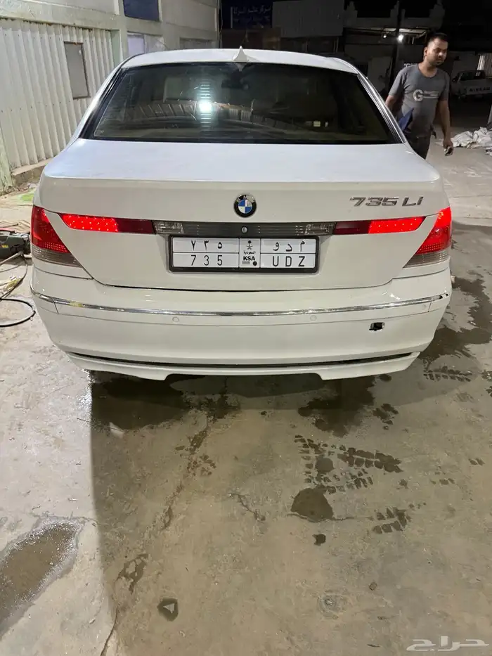 للبيع بي أم 2005 4