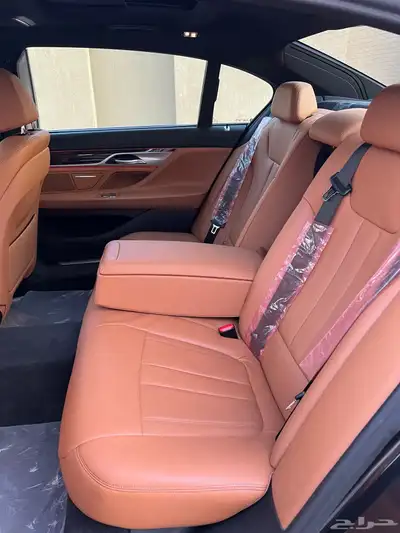 بي ام دبليو ( 730 LI ) الموديل 2021 ممشى قليل شبه جديد 18
