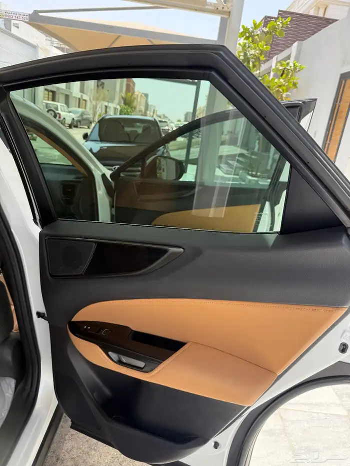 لكزس NX 350 للبيع 22