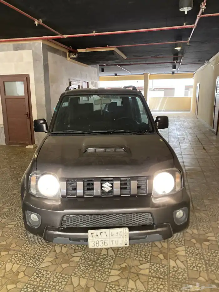 السلام عليكم اعرض لكم جيب سوزوكي جمني 4