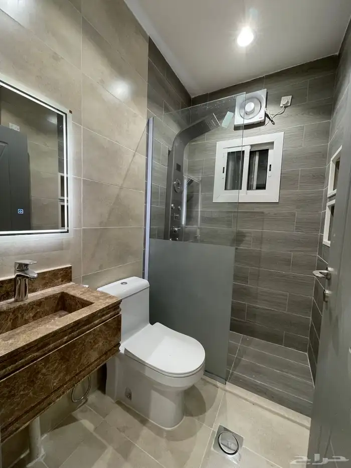 شقة تمليك مميزة 6 غرف بطحاء قريش بجوار جامع 10