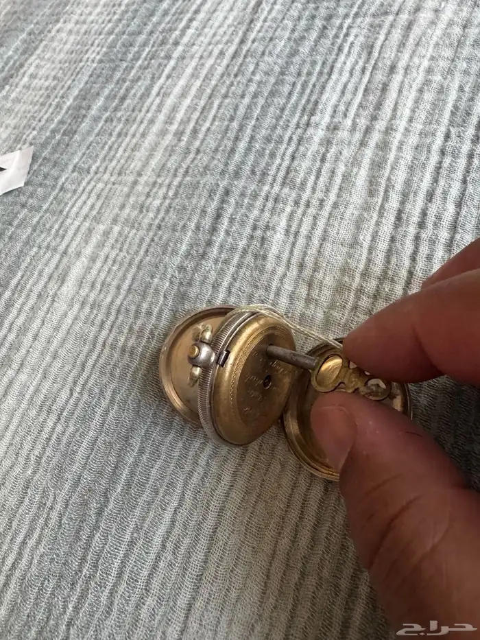 ساعه جيب قديمه جدا 4