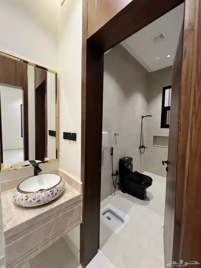 للبيع ارواف ارضيه وارواف علويه بالمحالة ابها دره المحاله 28