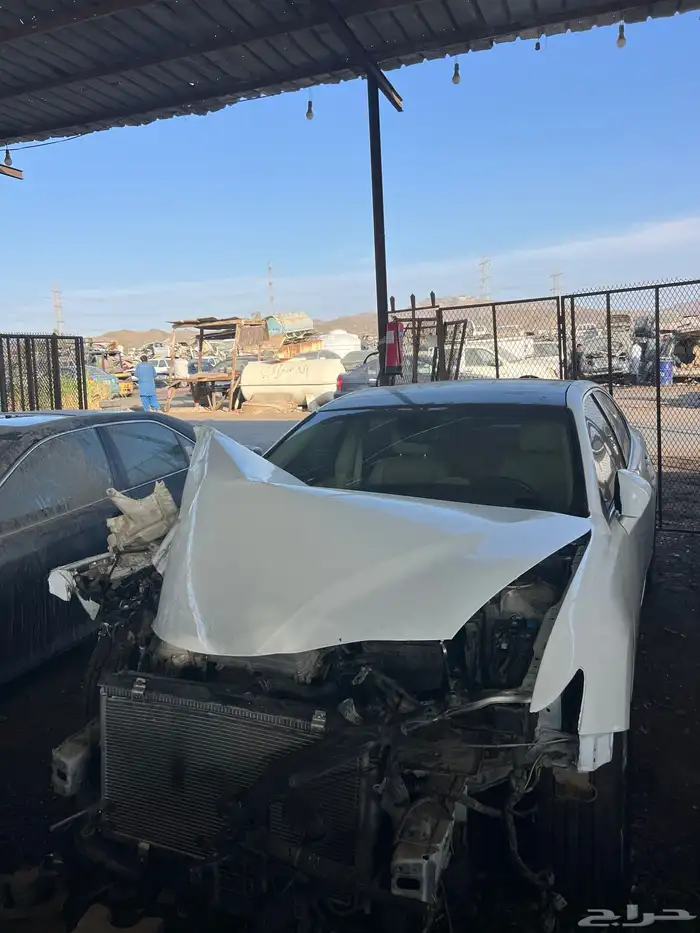 تشليح قطع غيار لكزس Rx350 2012 مصدوم 71