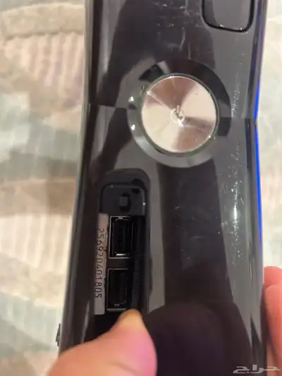 جهاز Xbox 360 شغال نظيف ومعه سيدي اقبل البدل سوني ثري فات 9