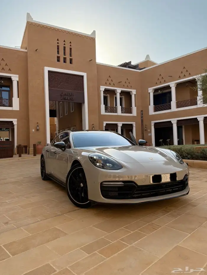 بورش باناميرا GTS 2019 0