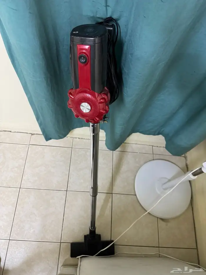 أغراض شبه جديده مكيف صحراوي   مكنسة كهربائية   خبازة 0