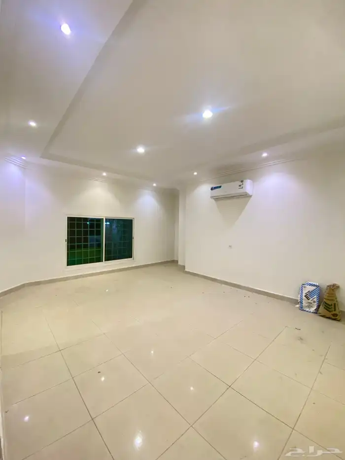 فيلا للايجار حي المصيف الايجار 120 الف 3