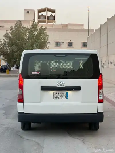 تويوتا باص بضاعه هايس ديزل 7