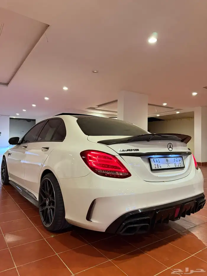 مرسيدس C300 2015 نظيف للمستخدم كت 63 amg مقاعد ريكارو سيت 0