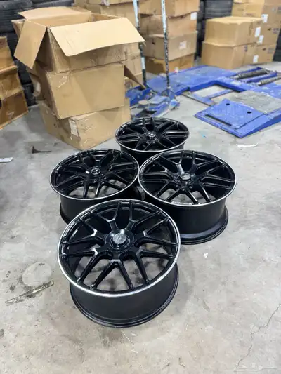 جنوط مرسيدس gle 63s مقاس 22 اصلية وكاله 16