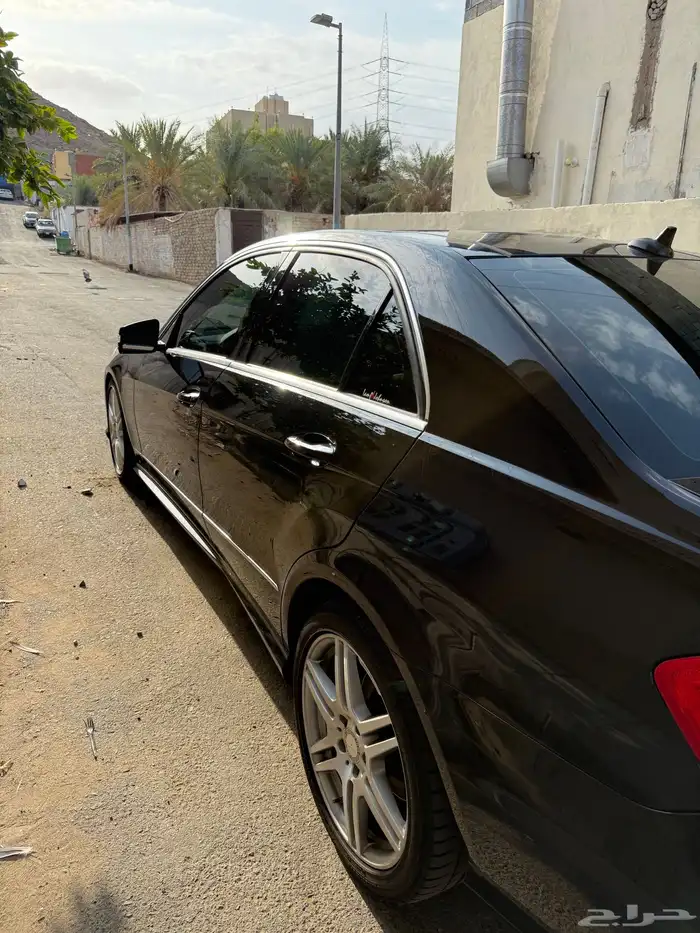 مرسيدس E300 AMG 5