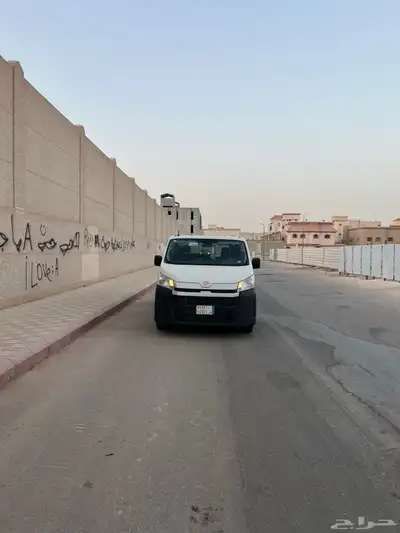 تويوتا باص بضاعه هايس ديزل 1