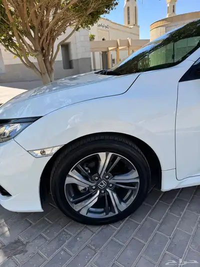 هوندا سيفيك 2020 بحالة الوكاله فل كامل 13