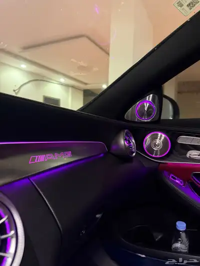 مرسيدس C300 2015 نظيف للمستخدم كت 63 amg مقاعد ريكارو سيت 19