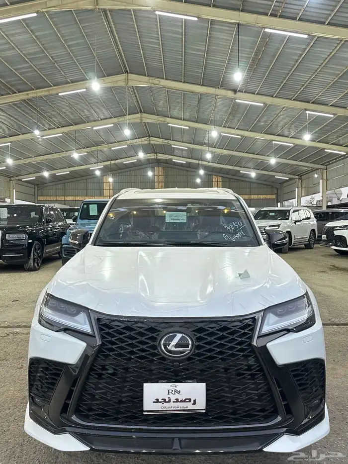 لكزس 2025 عداد جديد LX600 اف سبورت سعودي 0