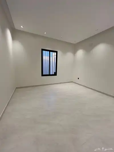 للبيع ارواف ارضيه وارواف علويه بالمحالة ابها دره المحاله 61