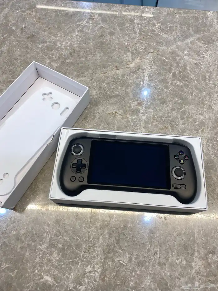 جهاز محاكي العاب RG556 1