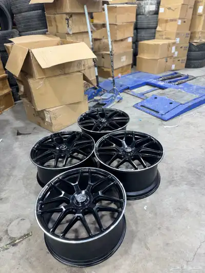 جنوط مرسيدس gle 63s مقاس 22 اصلية وكاله 18