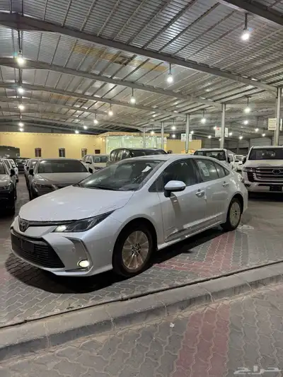 تويوتا كورلا XLI المطور بنزين 2025 0