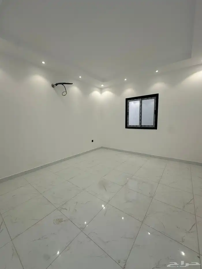 دور للبيع في الحمرا 795 الف 0