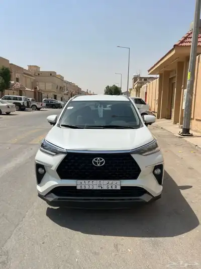 Toyota Veloz 2024  Push to Start  Keyless Entry 0