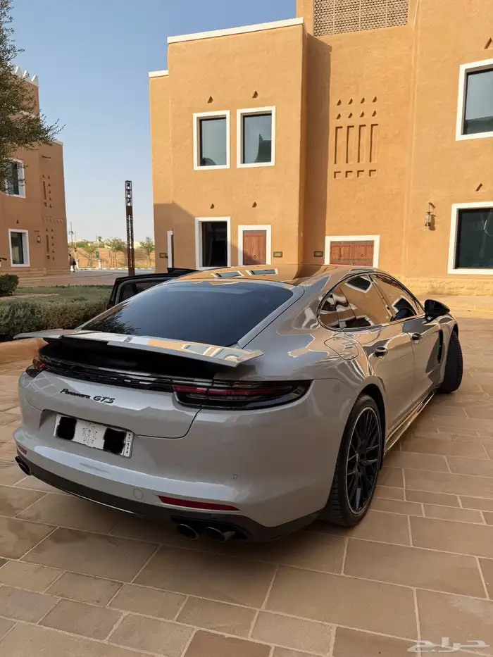 بورش باناميرا GTS 2019 9