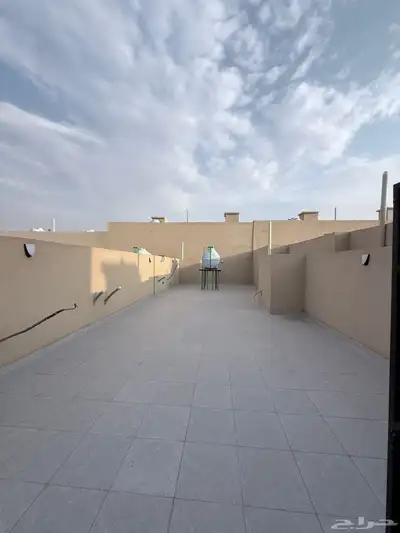 للبيع شقق علويه طريق ابها الخميس حي الضيافه بسعر 550 الف 24
