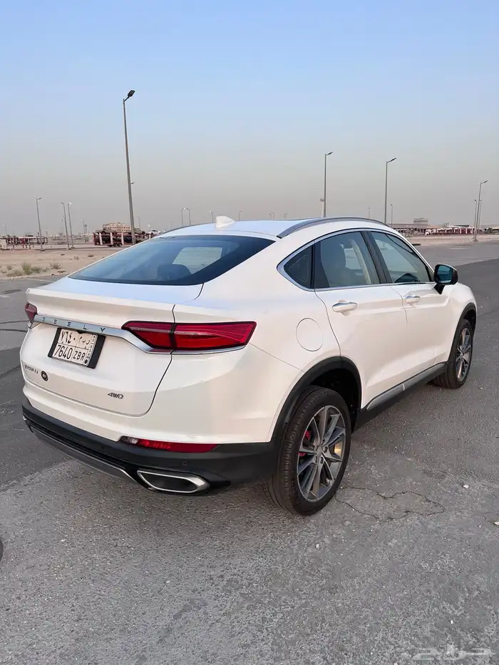 جيلي توجيلا 2022 3