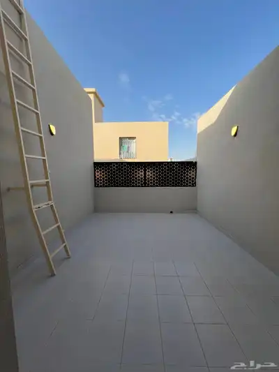 للبيع ارواف ارضيه وارواف علويه بالمحالة ابها دره المحاله 31