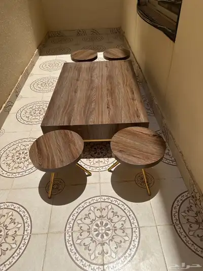 طاوله للبيع 0
