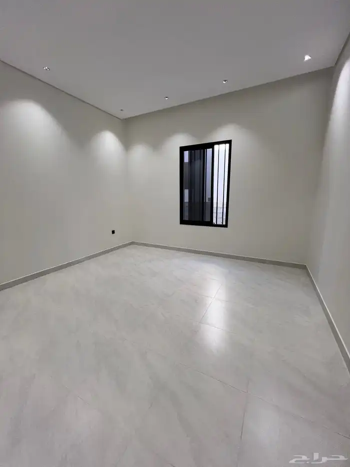 للبيع ارواف ارضيه وارواف علويه بالمحالة ابها دره المحاله 27
