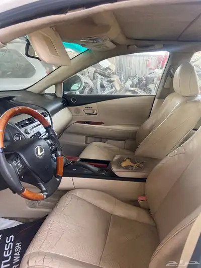 تشليح قطع غيار لكزس Rx350 2012 مصدوم 17