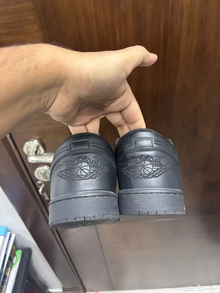جزمة جوردن 1