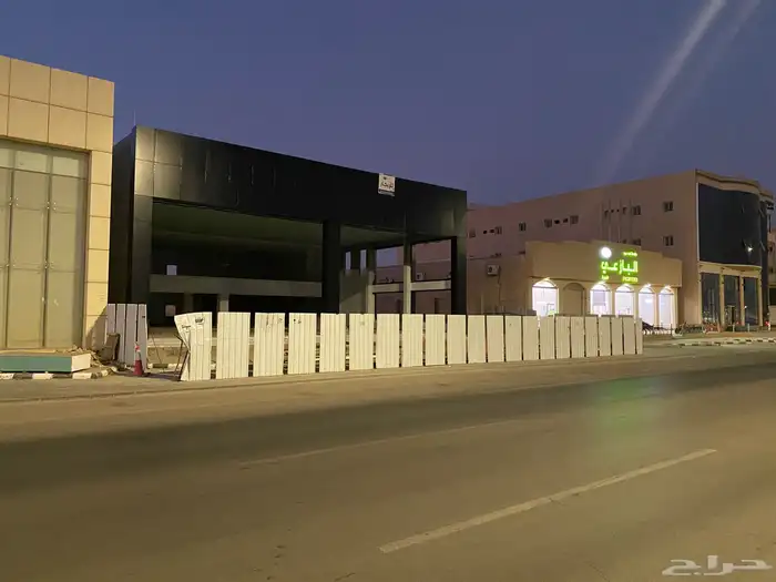 معارض تجارية للإيجار طريق الملك عبدالعزيز بريدة 1